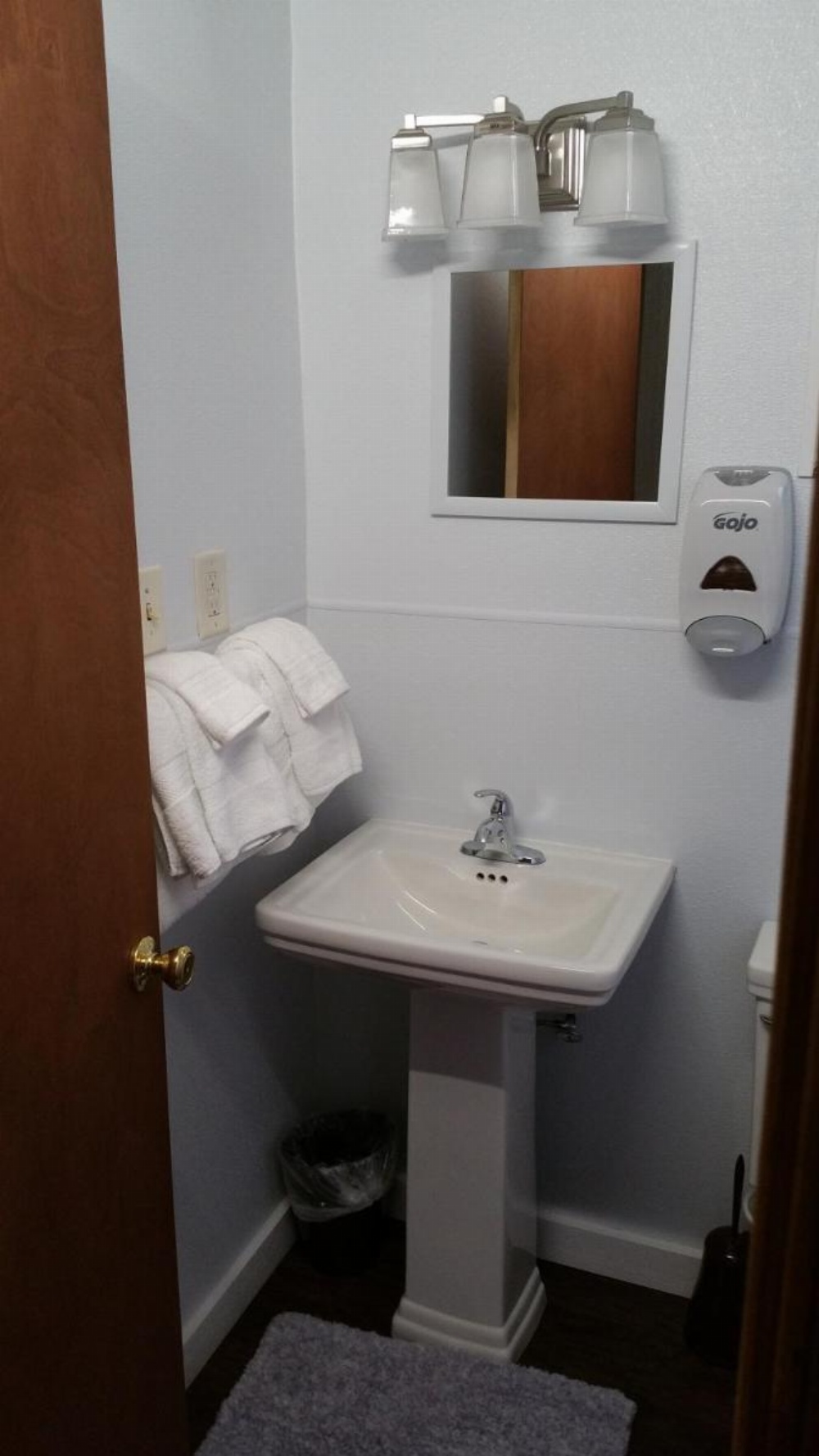 Room image 5