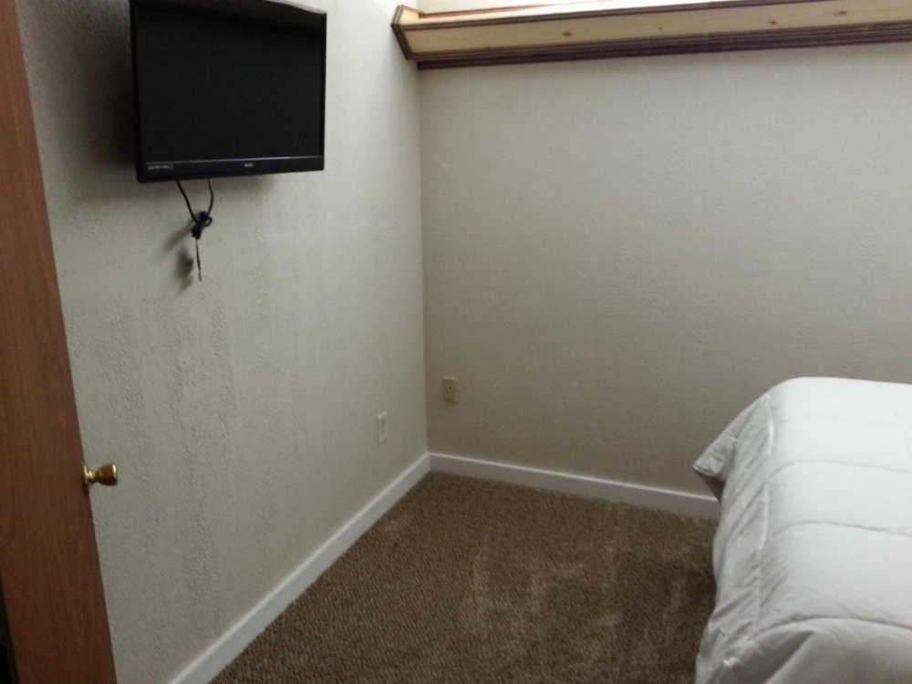 Room image 4
